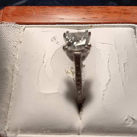 WEDDING/ENGAGEMENT RING💍 - Picture 12 of 16